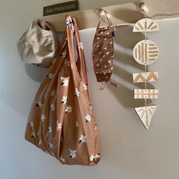 NWT Standard Baggu - Painted Daisy (Archive Florals) - Picture 7 of 8